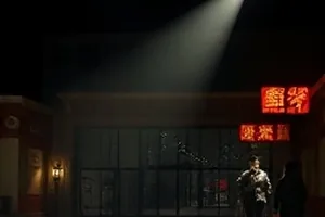 夜航灯塔封面，深夜海面上一束灯塔光线